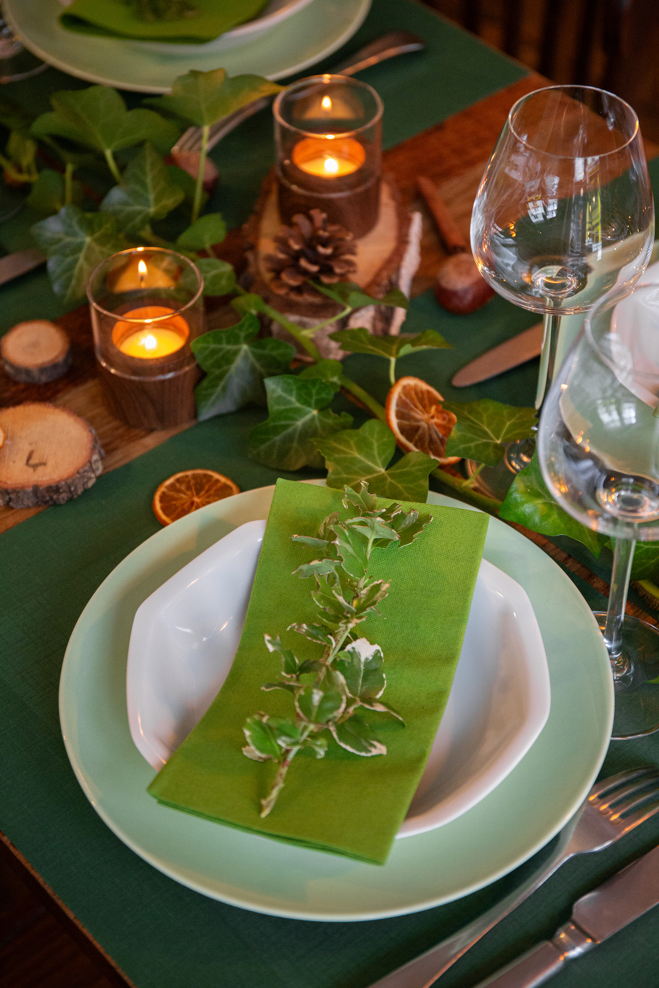 ogre-la-fabrique-essentielle-grande-assiette-plate-porcelaine-vert-amande-25-cm image 5