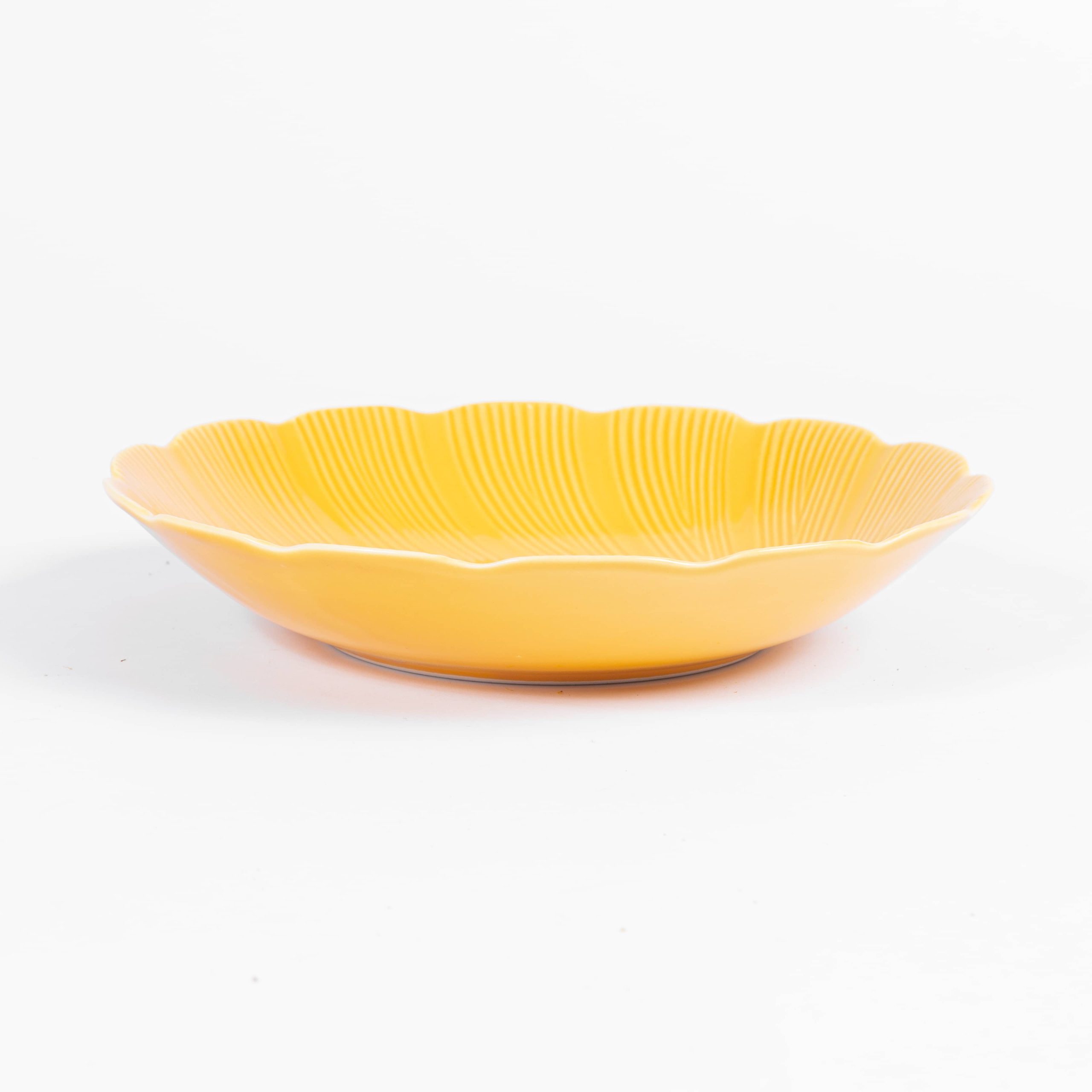 ogre-la-fabrique-tahiti-assiette-creuse-jaune-festonn-e-22-cm image 2