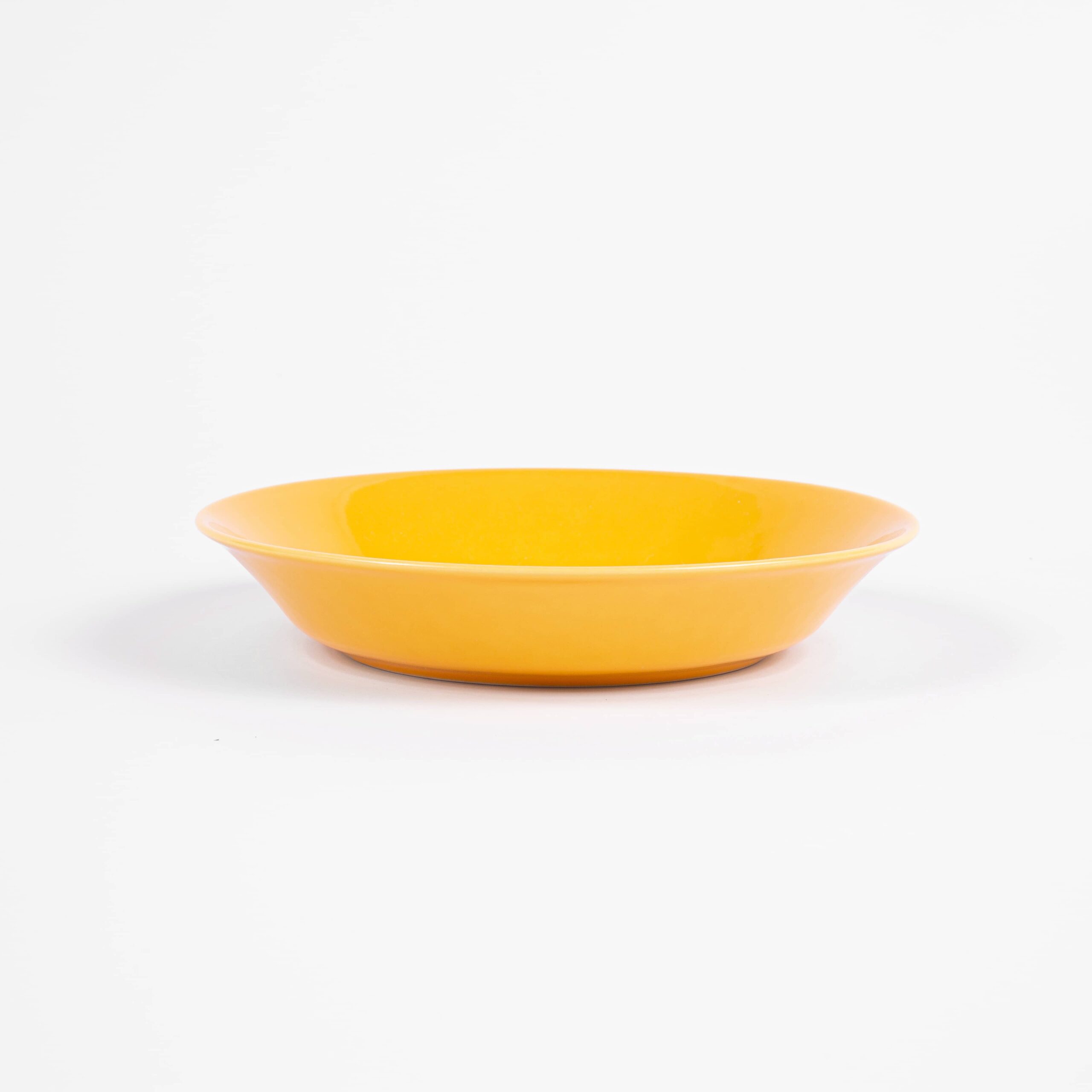 ogre-la-fabrique-essentielle-assiette-creuse-porcelaine-jaune-moutarde-19cm image 2