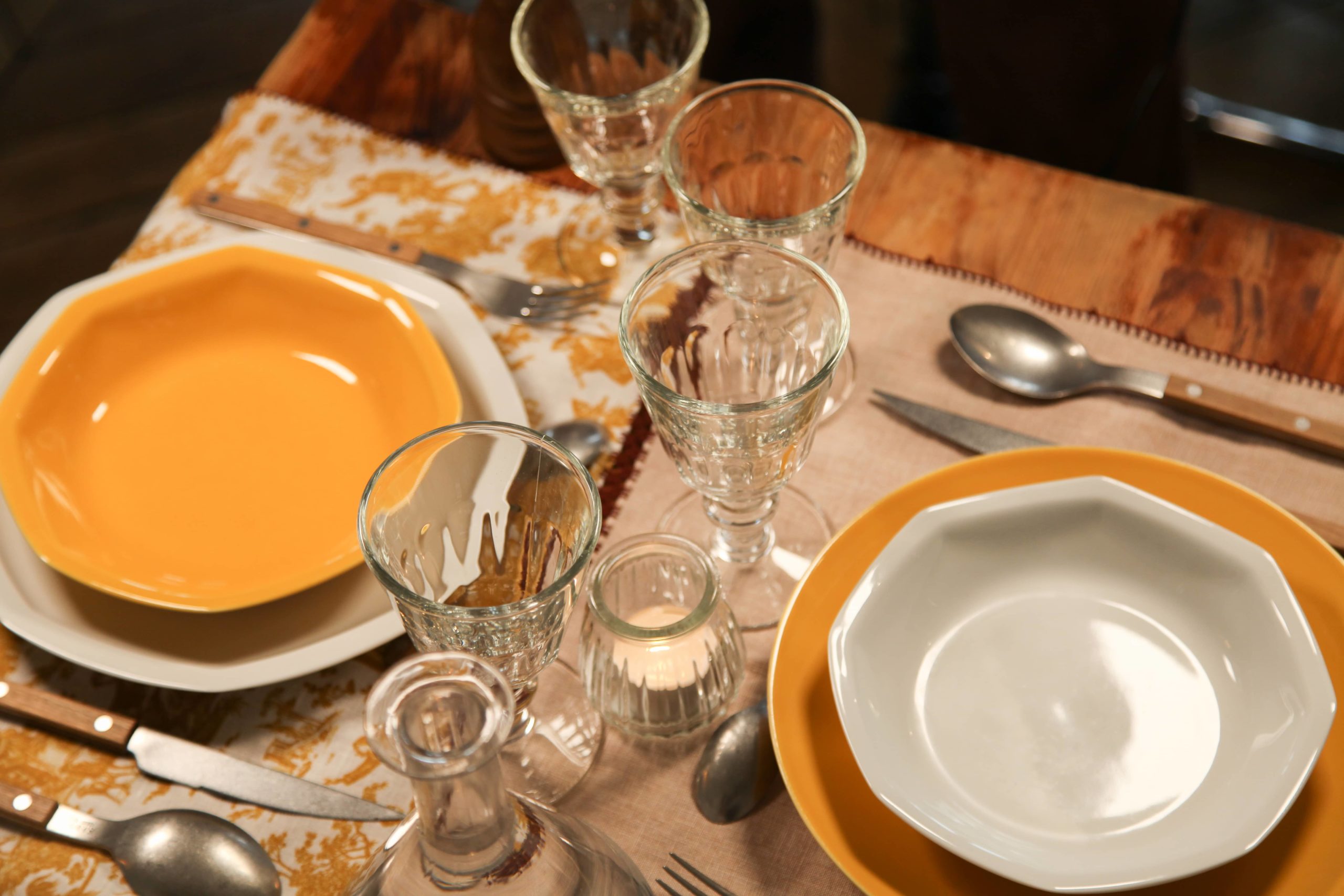 ogre-la-fabrique-intemporelle-assiette-creuse-jaune-moutarde-19cm image 6
