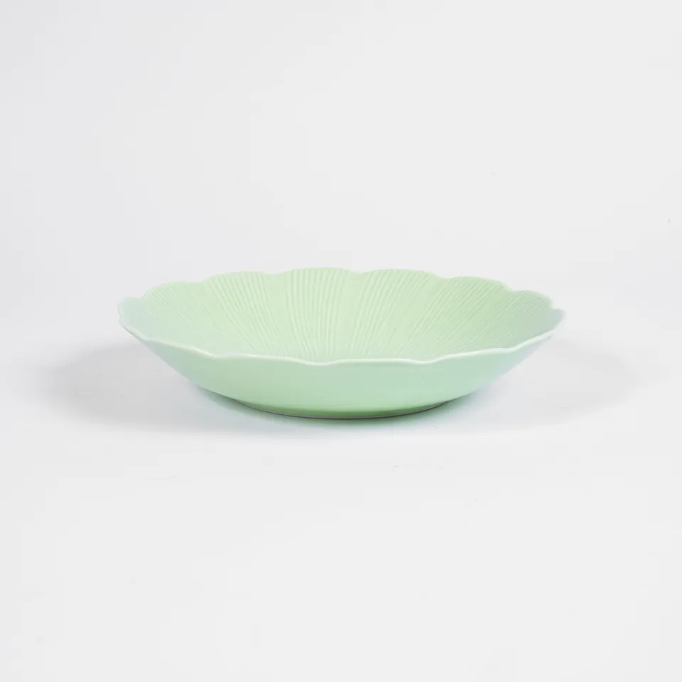 ogre-la-fabrique-tahiti-assiette-creuse-porcelaine-verte-22-cm image 1