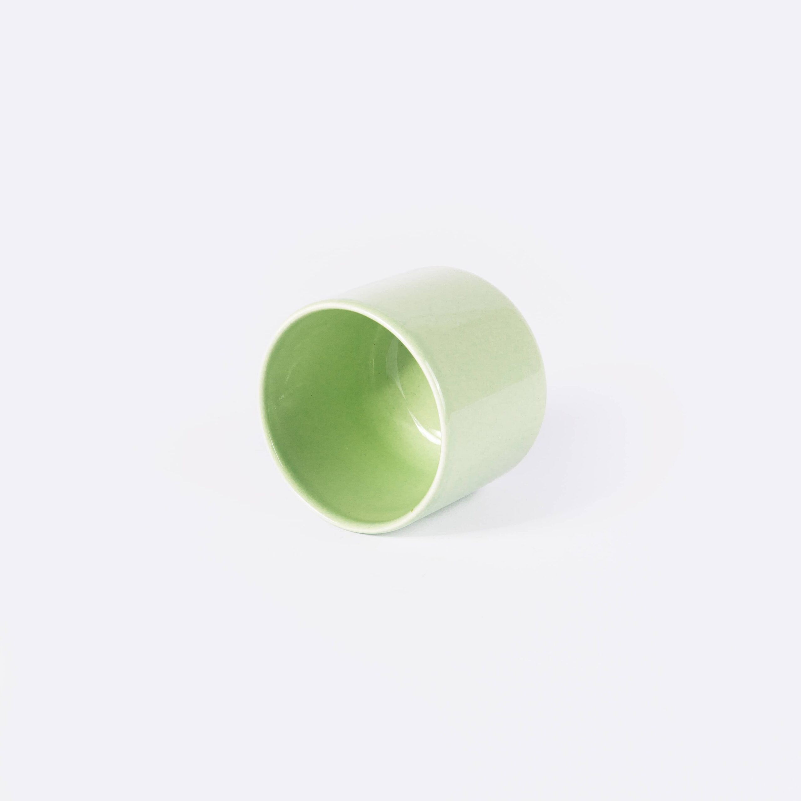 ogre-la-fabrique-mug-tasse-porcelaine-vert-amande-sans-anse image 2