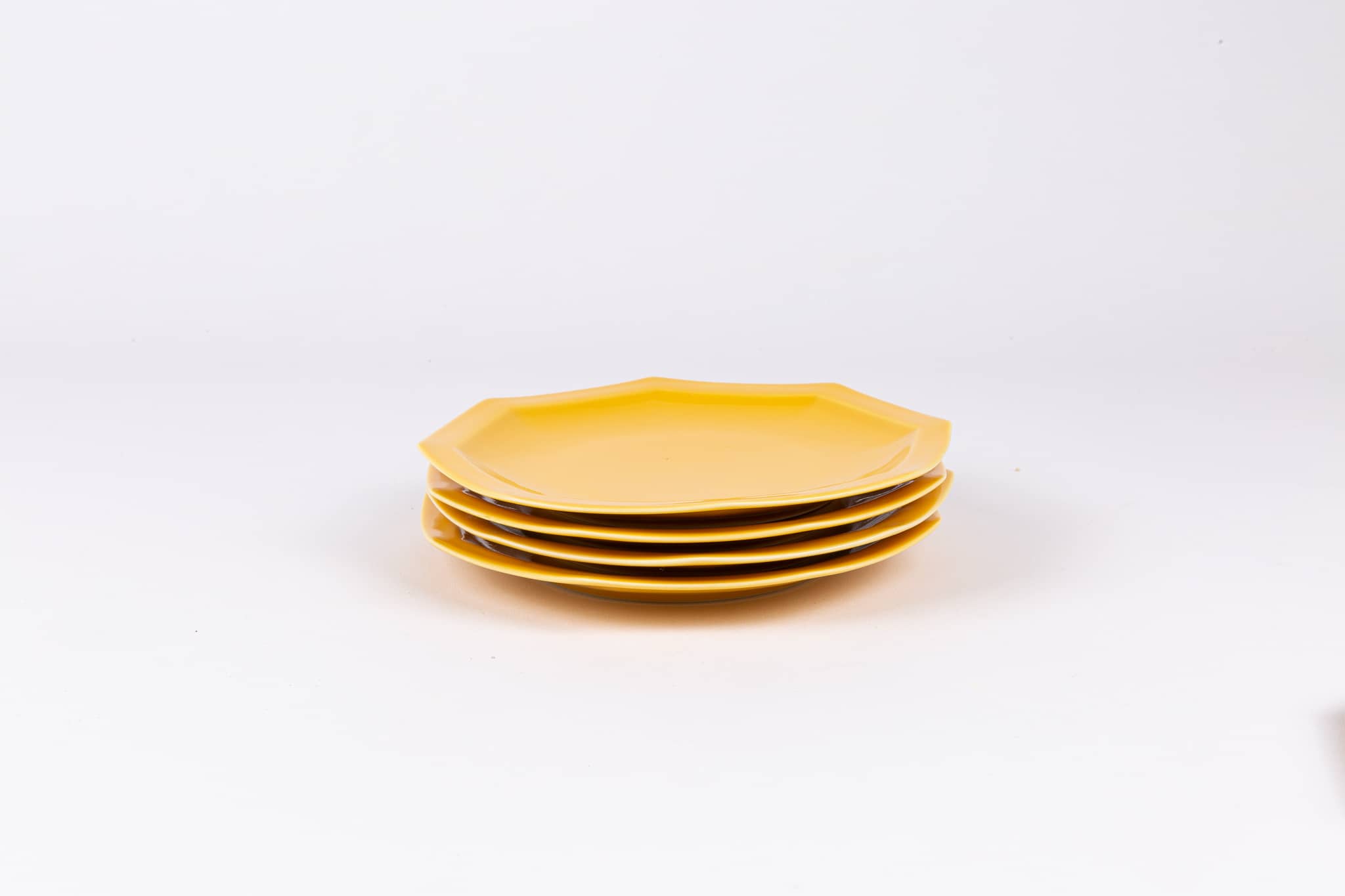 ogre-la-fabrique-assiette-dessert-porcelaine-jaune-moutarde-19-cm image 3