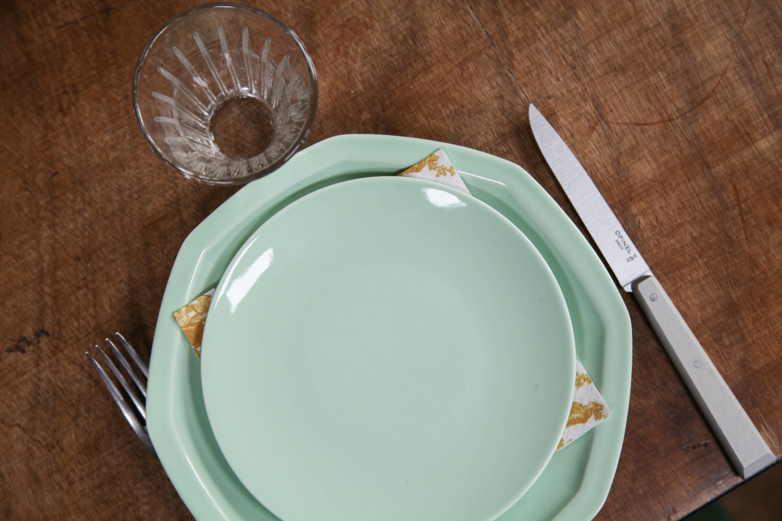 ogre-la-fabrique-assiette-dessert-porcelaine-vert-amande-19-cm image 2