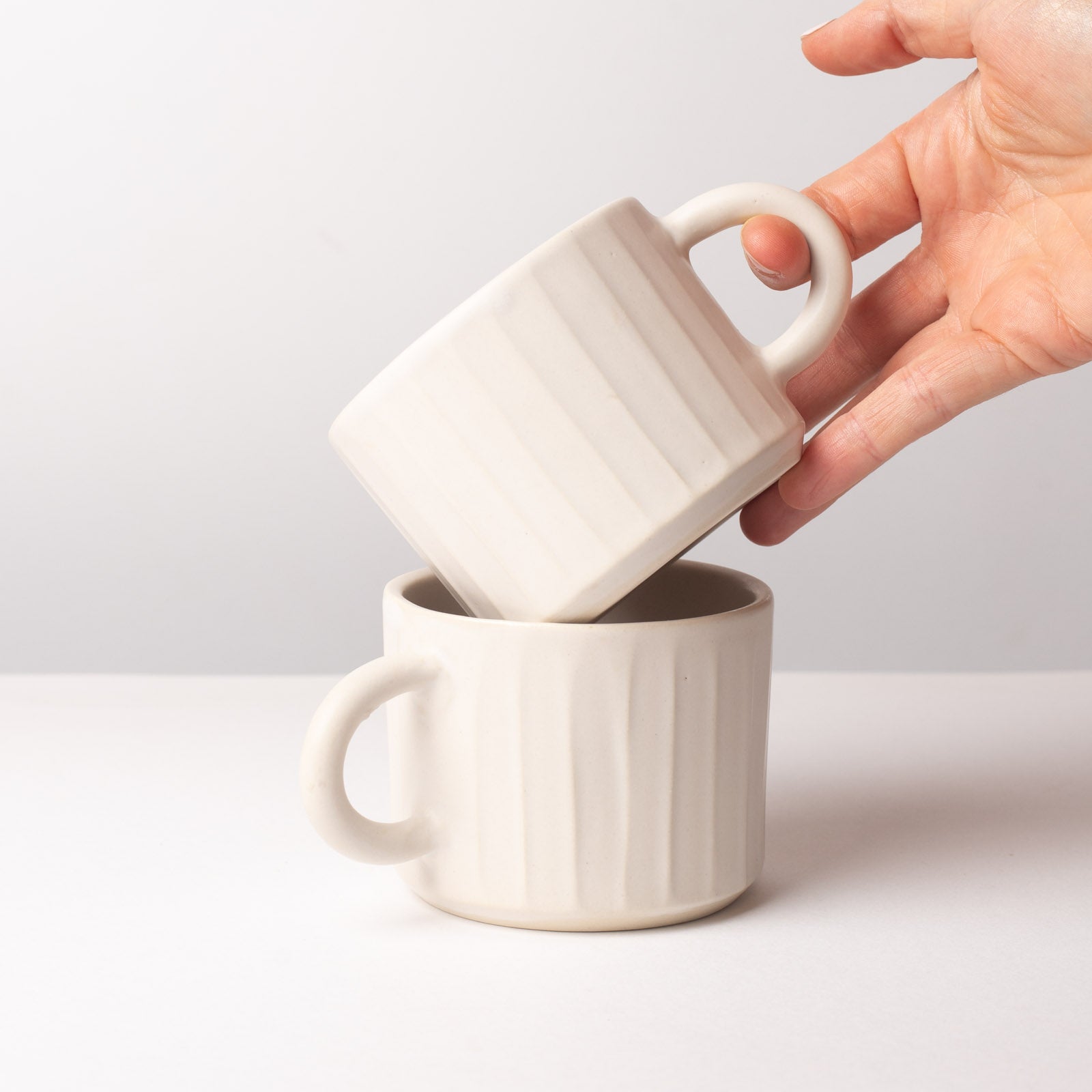 jeda-c-ramique-meringue-tasse-330-ml-maill-e-mouchet-e image 3