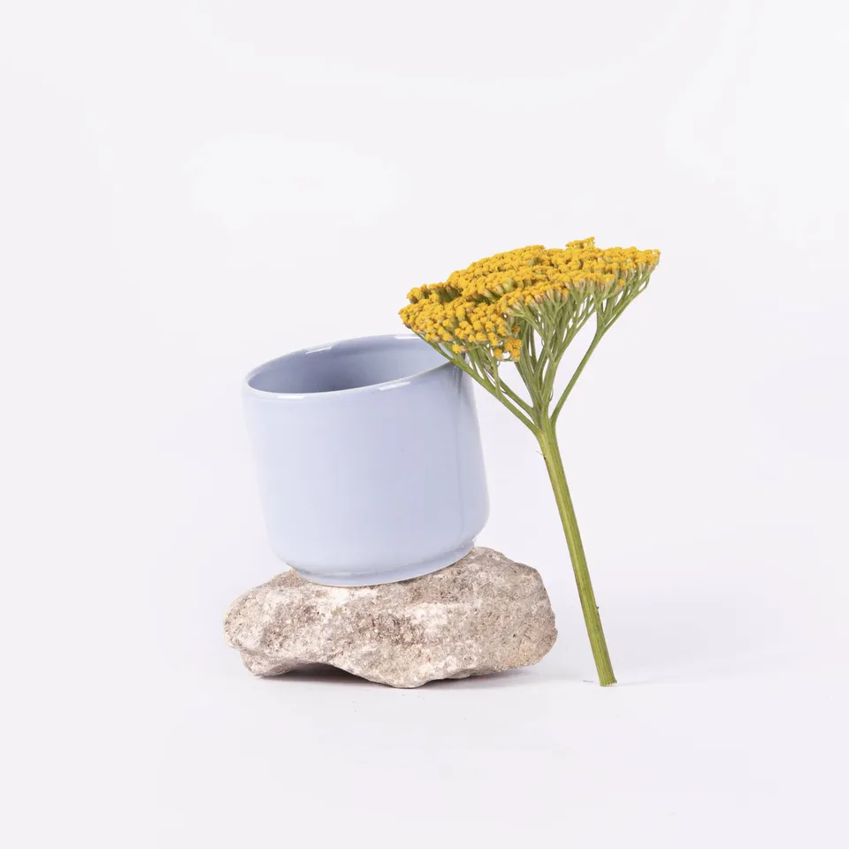 ogre-la-fabrique-mug-tasse-caf-porcelaine-bleu-pastel-sans-anse image 1
