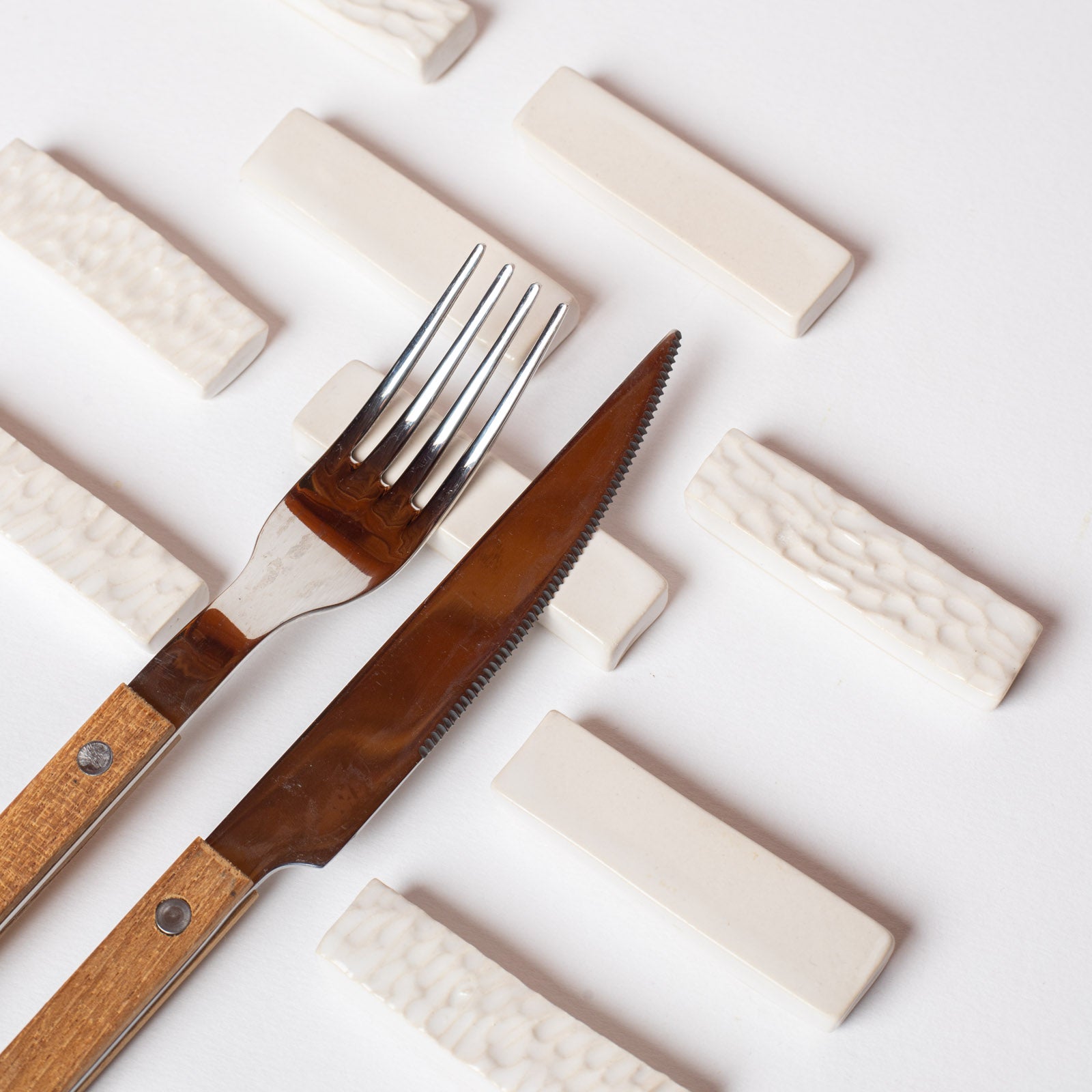 jeda-c-ramique-porte-couteaux-artisanale-set-6-blanc-uni image 1